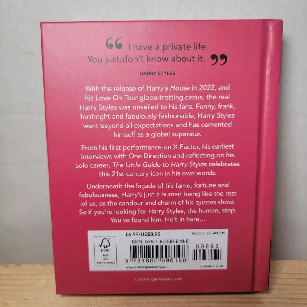 BOOK The Little Guide to Harry Styles: The New King of Pop (Hardback) NEW